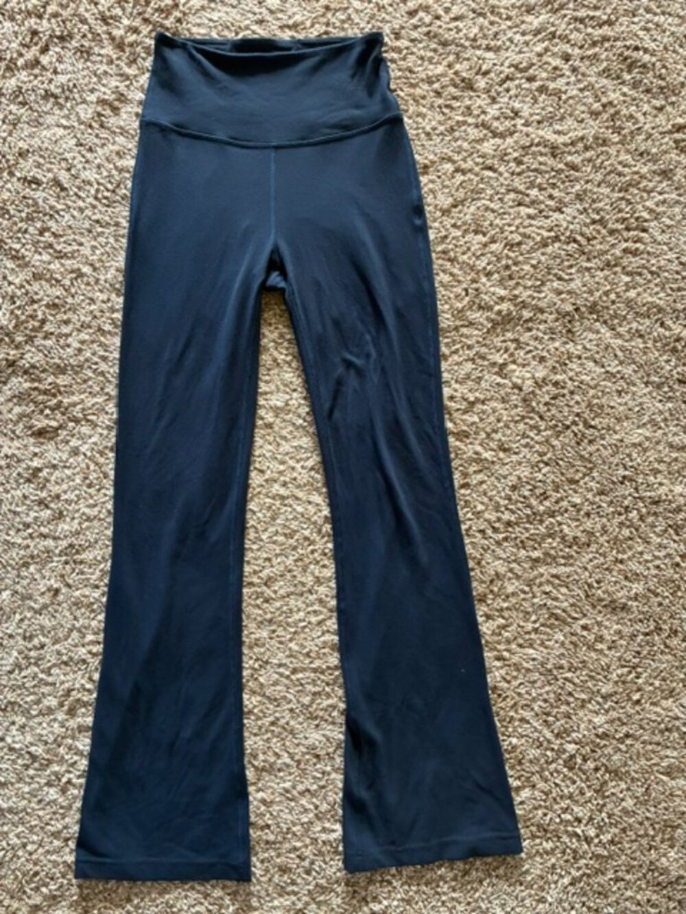 Lululemon Groove Super-High-Rise Flared Pant *Nulu, size 4